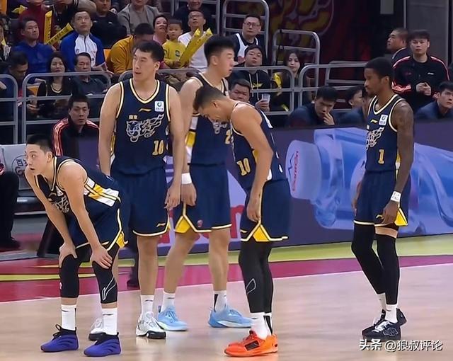 开云品牌-广东vs吉林前瞻：胡明轩状态持续复苏引关注 曾繁日率队反戈旧主