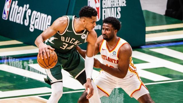 开云中国官网-吹杨神奇表现已成历史 雄鹿再战老鹰该怎样调整