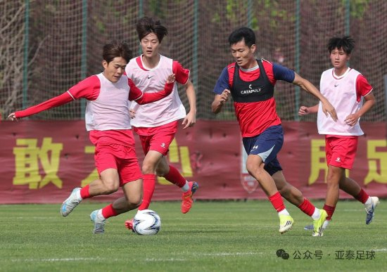 开云综合服务-亚泰基地上演“兄弟德比”  “东北超”长春队0-3不敌亚泰一线队|山西|长春亚泰|客场|中国足协杯|阎峰_新浪体育_新浪新闻